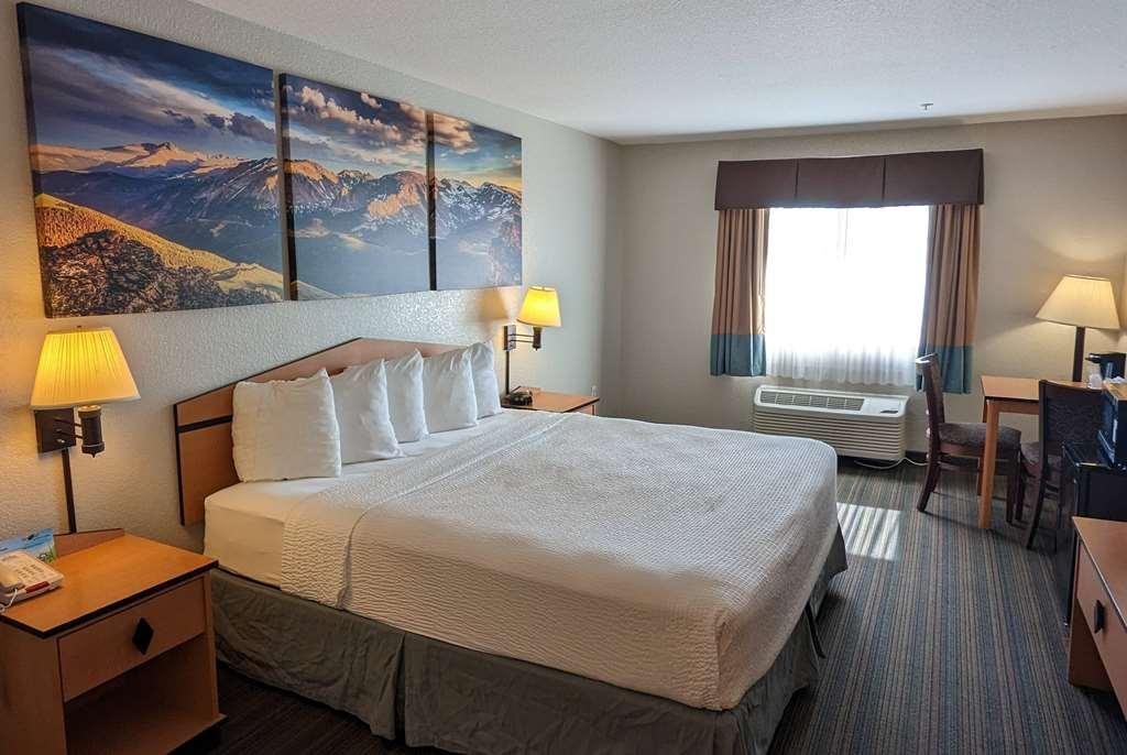 Days Inn & Suites By Wyndham Castle Rock Room photo